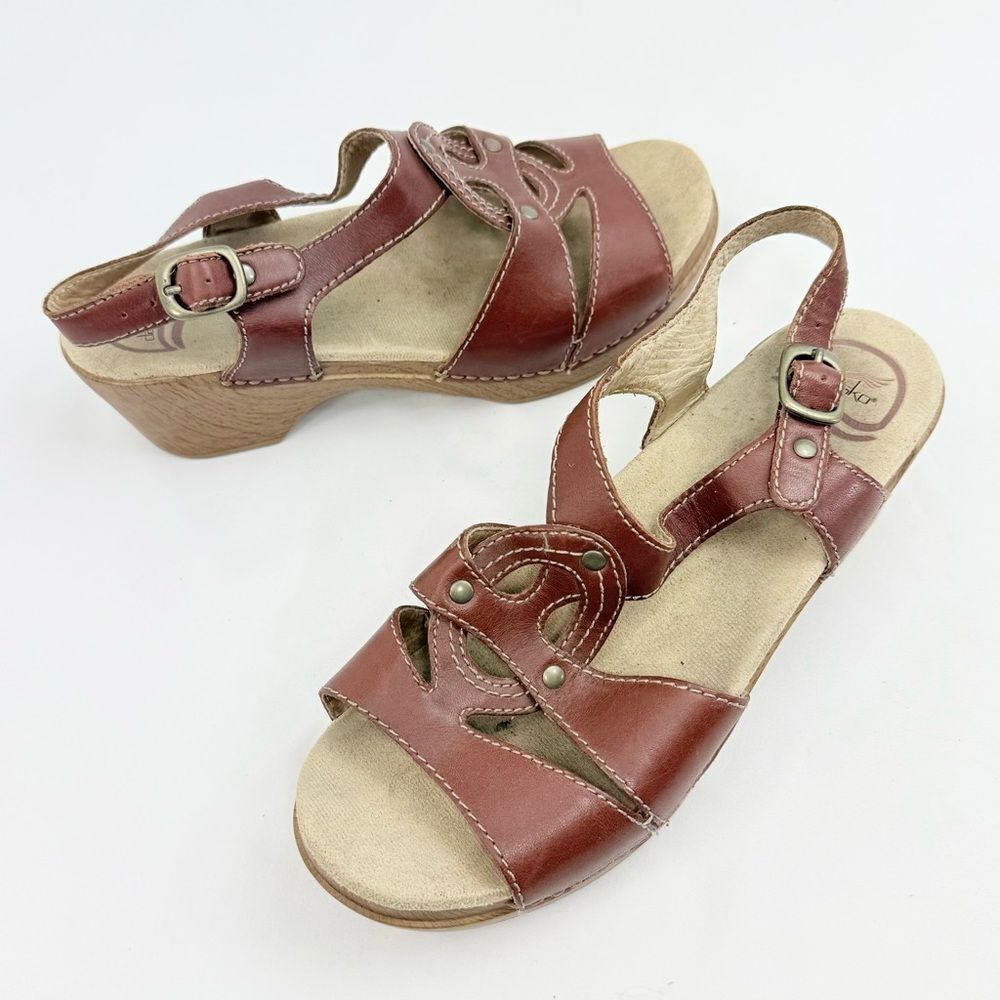Dansko SINGRID Brown Leather Open Toe Chunky Woodgrain Heel Slingback Sandals - Picture 3 of 12